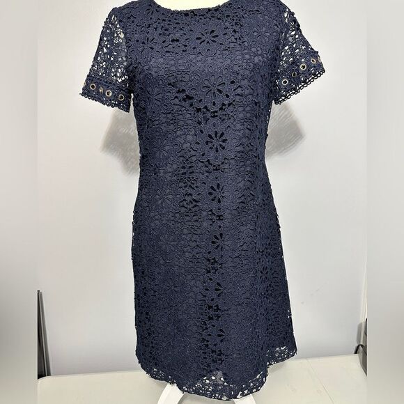 Tommy Hilfiger navy lace dress with accent on sleeves. Size 4 - Picture 1 of 7